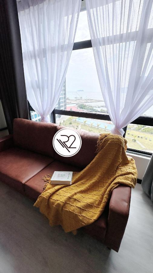 Sea&Pool View Stunning Homestay, Wifi, Netflix Near Malls, Jetty, Convenient Stores Kota Kinabalu Luaran gambar